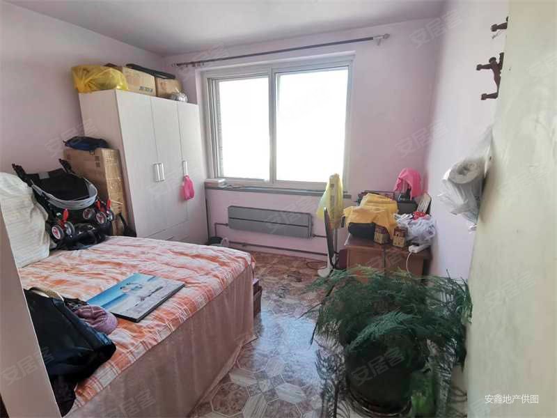 叠翠山庄 商品房 中间好楼层 集中供暖 南北通透