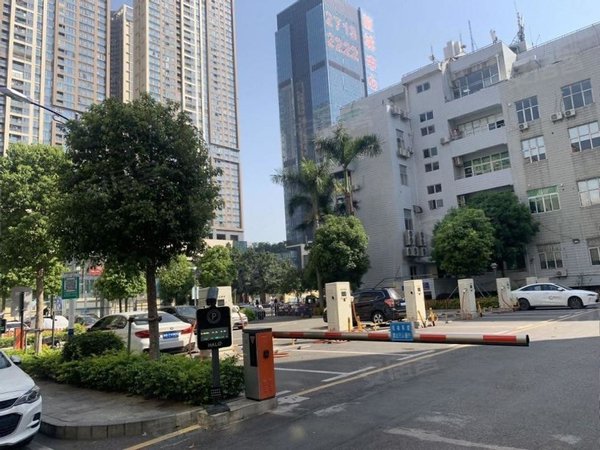 深圳宝安西乡麻布新村(西乡街道)1号线坪洲站 超大边户单间电梯10楼