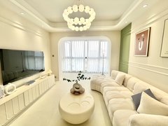 乐山市中白燕路通江书包旁！和邦小区标准的电梯两房！装修简单干净拎包入住！出租房源真实图片