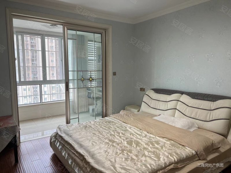 高迪晶城精装两室急售看中给价格就卖