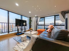 合肥瑶海和平广场包河万达旁 保利豪装LOFT 超大空间落地窗 实拍多套可选出租房源真实图片