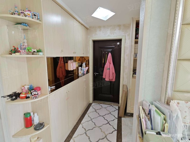 旭辉澜悦湾 双卫格局 精装好房 有电梯 高楼层采光充足 板楼,旭辉澜悦