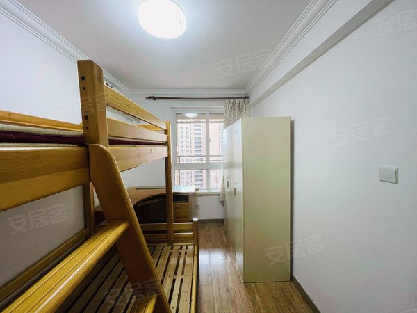 上海徐汇华泾馨宁公寓馨宁公寓 电梯房 精装两室 近地铁15号线 采光好