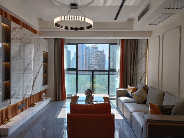 重庆九龙坡巴国城绿云绣整租!