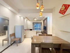 重庆南岸南坪零虚假房源，南坪 阳光小筑 正规两室一厅 可短租月付出租房源真实图片