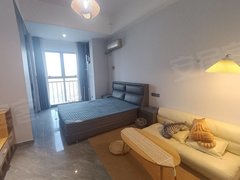 商丘睢阳日月湖日月湖绿地中央广场公寓观湖精装一室家居家电齐全拎包入住出租房源真实图片