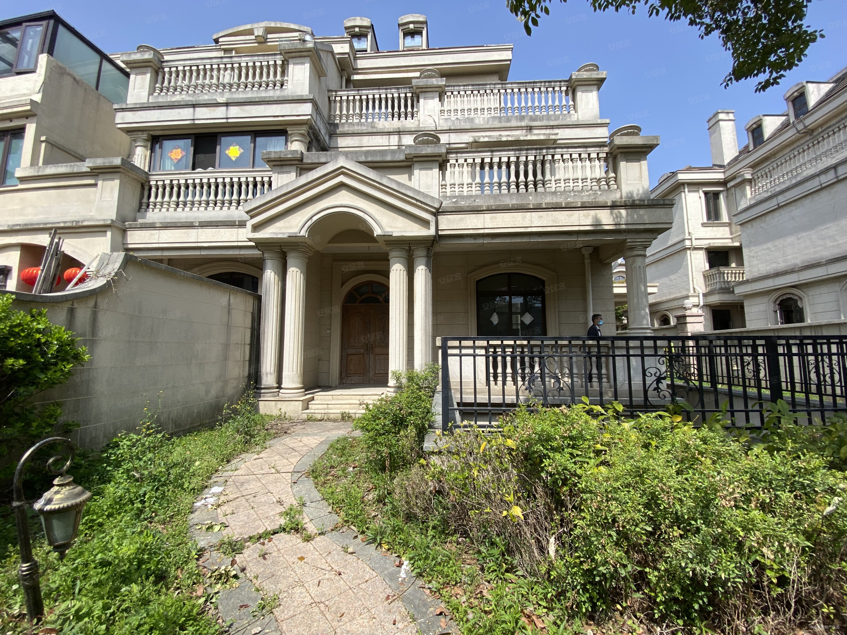 融侨观邸(别墅)二手房,900万,5室3厅,5卫,405平米-南京安居客