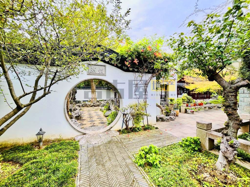 房主急售,天邻风景二手房,2388万,5室3厅,5卫,353平米