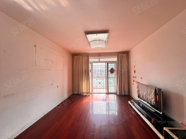 上海松江九亭三盛颐景园(公寓住宅)三盛 园林式小区 地理位置极好 可