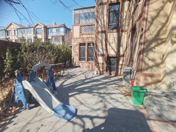 【多图】龙景湾丙区(别墅),庞各庄租房,龙景湾独栋出租,全齐看房方便