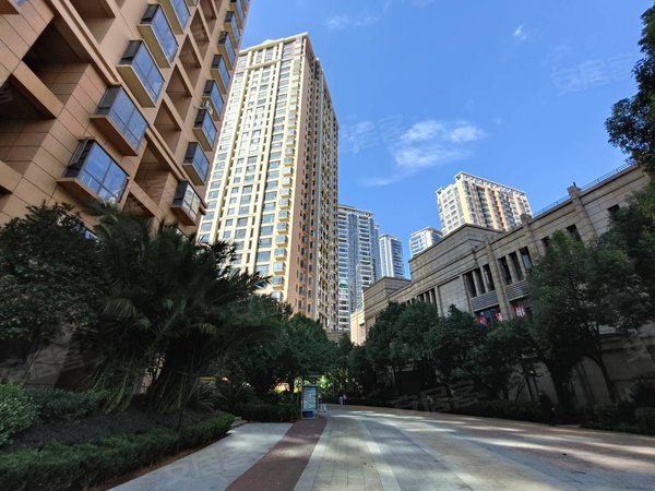 昆明官渡吴井路拓东大城(二期)地铁东郊路站 民航路 拓东大城精装2房