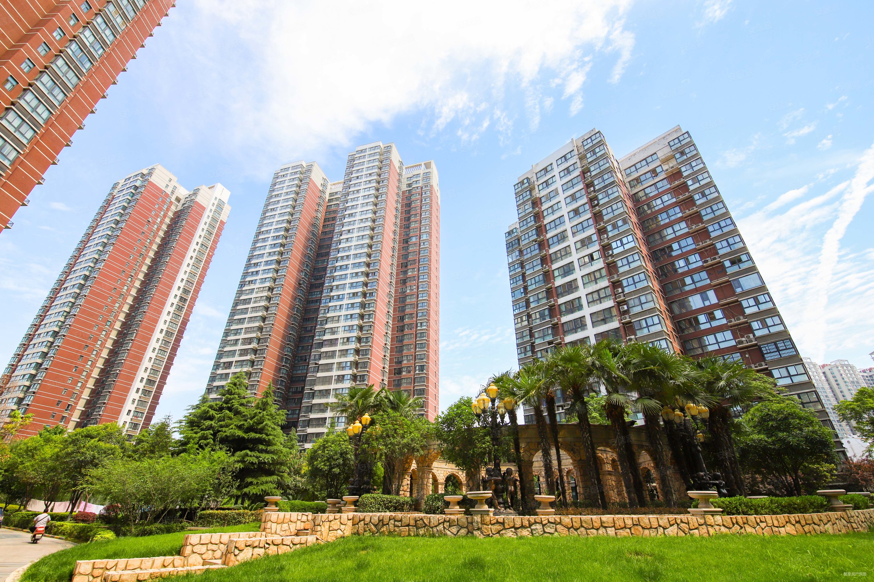 顺驰城 单价9300 南北通透 低价房源 随时可看,顺驰
