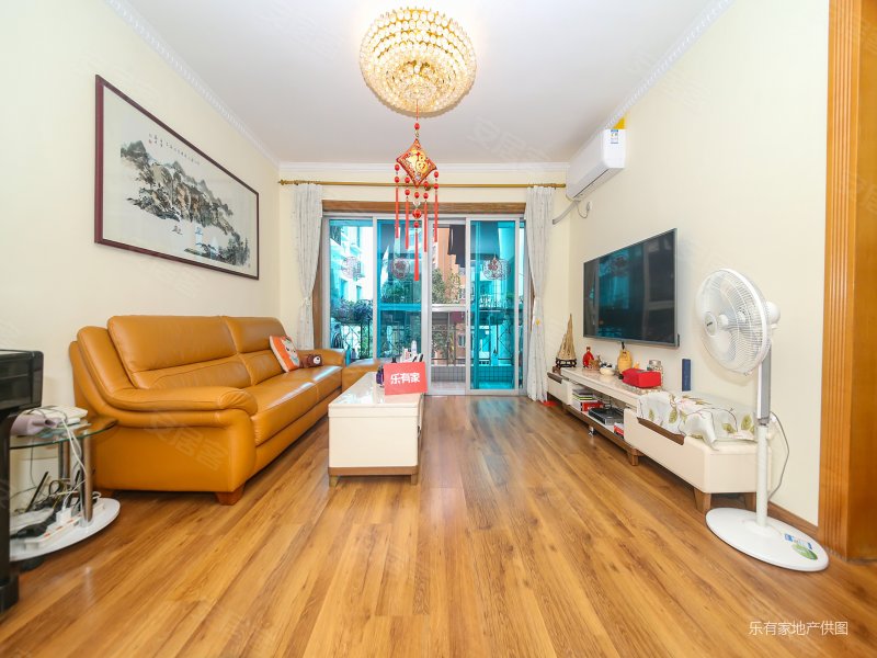 金海燕花园新上三房,户型方正,采光好.