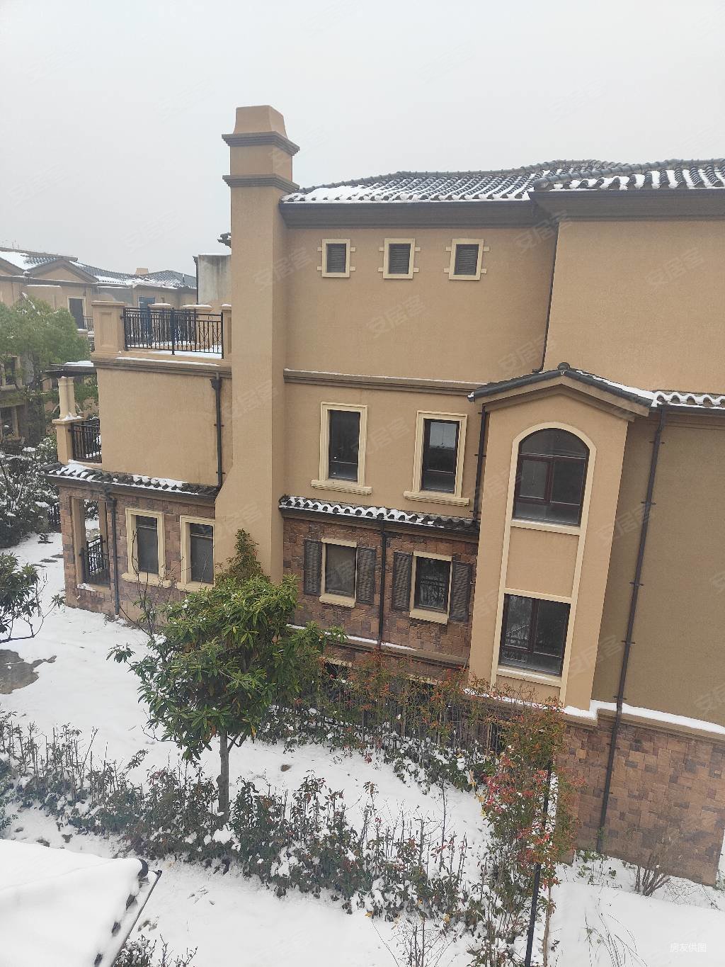 林溪湾(别墅)5室5厅5卫292.24㎡南北445万