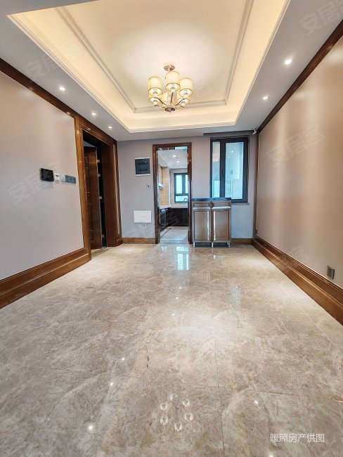 恒大悦珑湾精装4房全新未入住中央空调带地暖积余