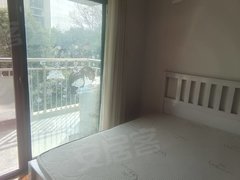 上海奉贤庄行庄行精装一室户带阳台，押一付一，设施齐全，随时看房拎包入住出租房源真实图片