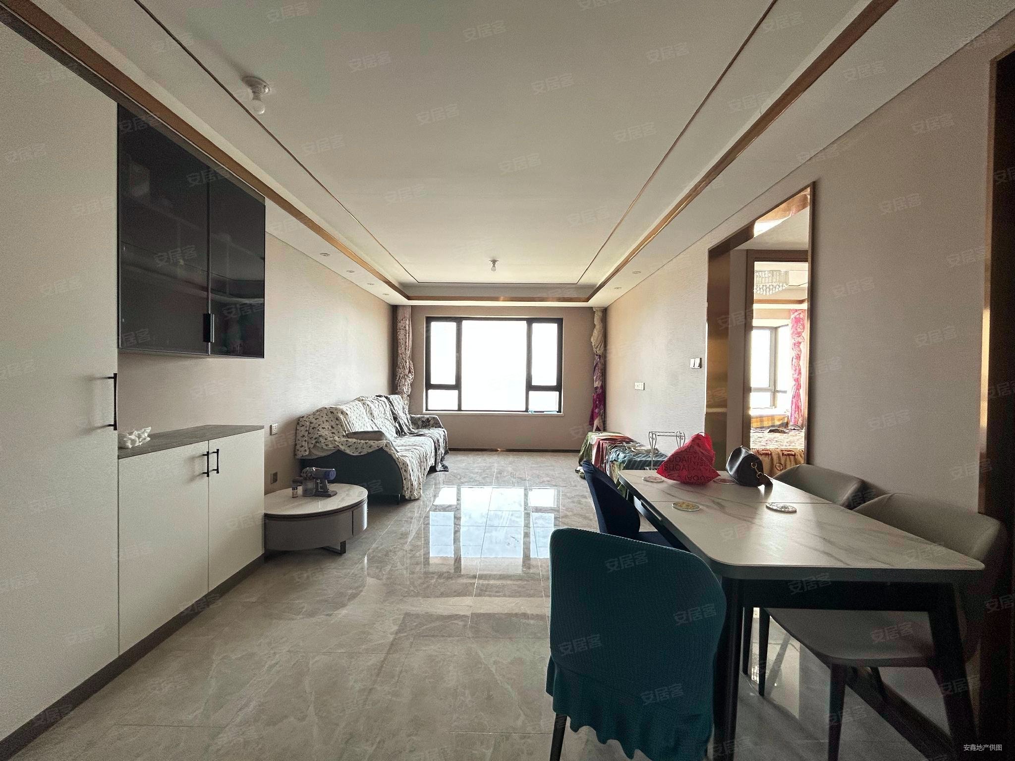 中海万锦公馆 前排高品质三室,中海万锦公馆二手房,162万,3室2厅,1卫,