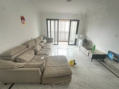 常熟东南开发区东南开发区中心永旺旁 鲲湖精装三房两卫 带车位 免费停 通勤方便 随时看房出租房源真实图片