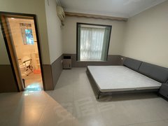 重庆两江新区冉家坝短租月付 冉家坝独卫 爱融慧城 红星美凯龙 龙湖源著天街出租房源真实图片