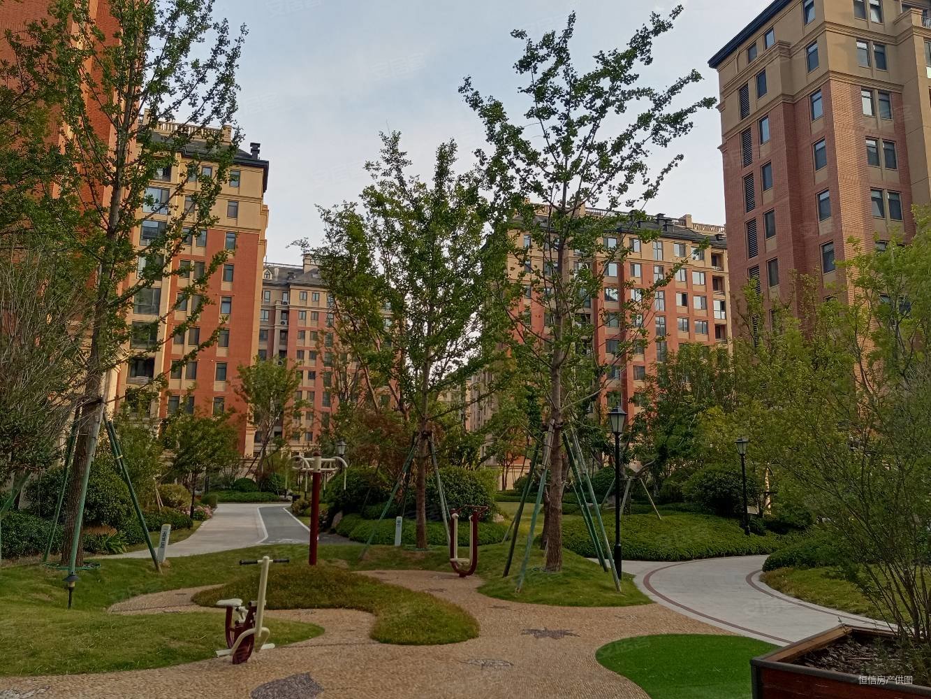 歌尔绿城桂花园