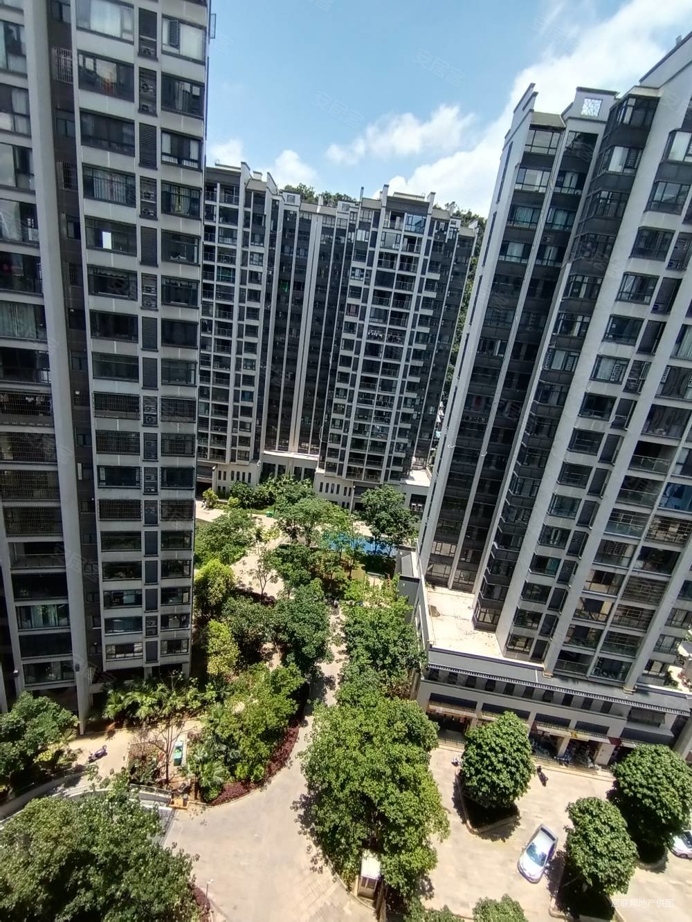 柳州房产网>柳州二手房>鱼峰二手房>东环二手房>湖光山舍>