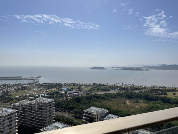 珠海高新区唐家湾格力海岸(一二期)格力海岸 高层两房 一线绝美海景