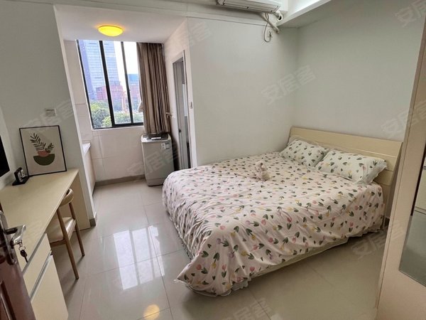 实拍松坪山单间,科技园北区,家具家电齐全,拎包入住出租房源真实图片