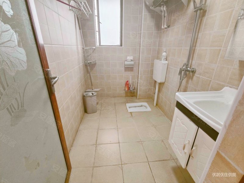 急卖85万115平大3房金凯路友谊路旁