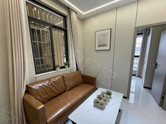 深圳龙岗南联16号线龙园地铁直达 民水民电 可停车  南北通透出租房源真实图片