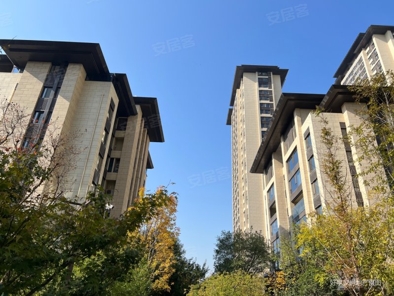 白桦林溪3室2厅1卫98.3㎡南北168万