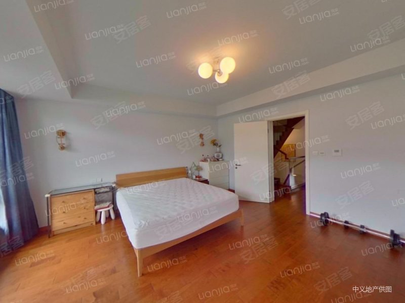 看房方便,复地香栀花园二手房,1550万,3室3厅,2卫,200平米-上海安居客