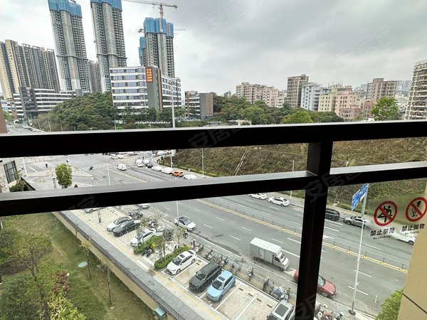 【多图】利丰大厦,上梅林租房,利丰大厦 2室1厅1卫 精装修 25平 电梯