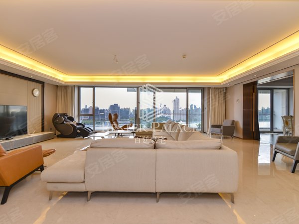 中粮海景壹号,前排一线江景,豪华装修,全屋地暖,品牌家具家电