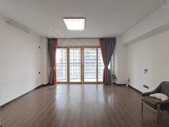 泉州洛江万安街道嘉琳广场 3室2厅2卫  电梯房 158平米出租房源真实图片