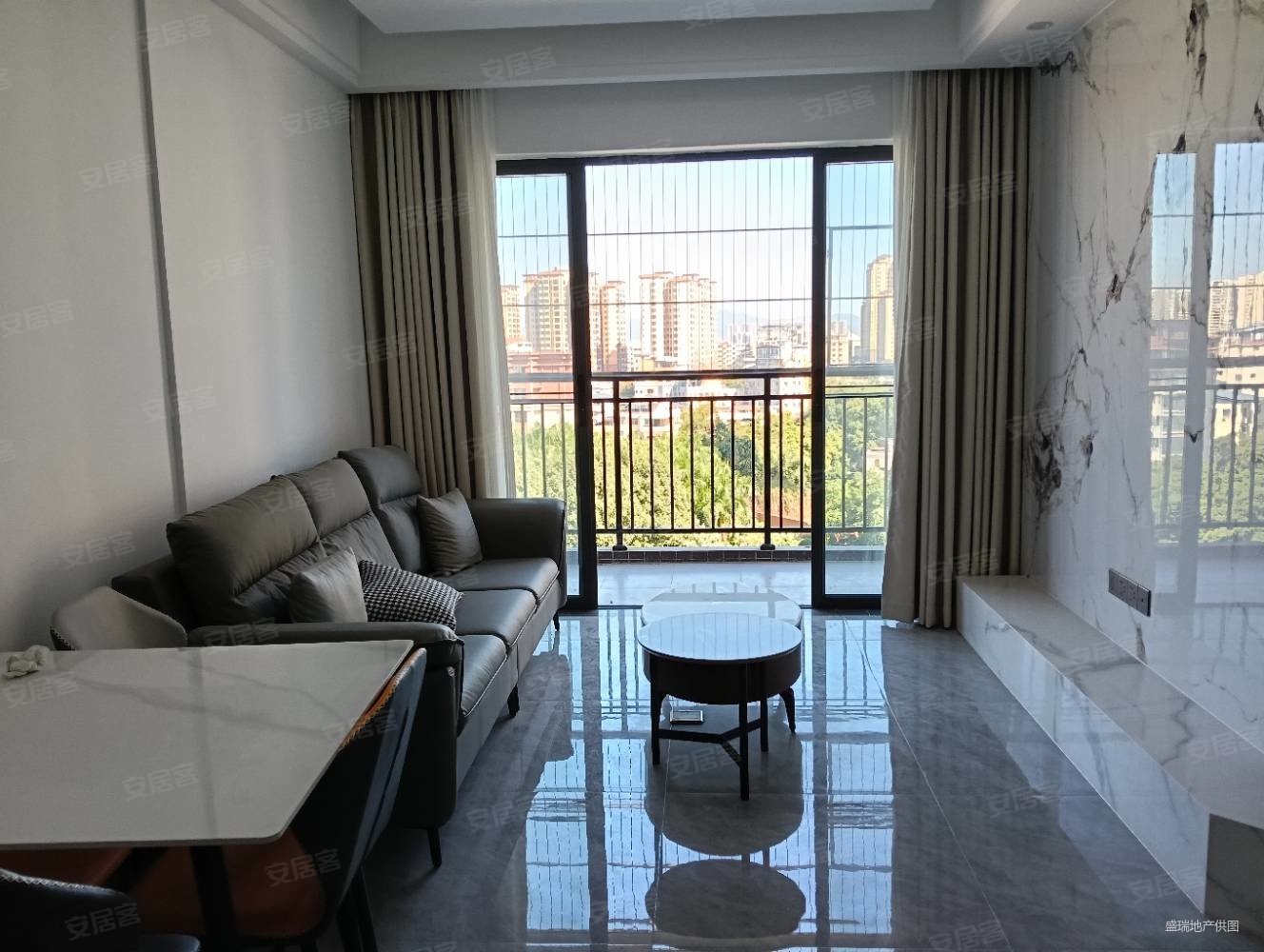 梅花又一城2室2厅2卫70㎡东36万