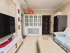 兰州西固福利路银泰逸翠园 精装修 拎包入住 1室1厅 随时看房出租房源真实图片