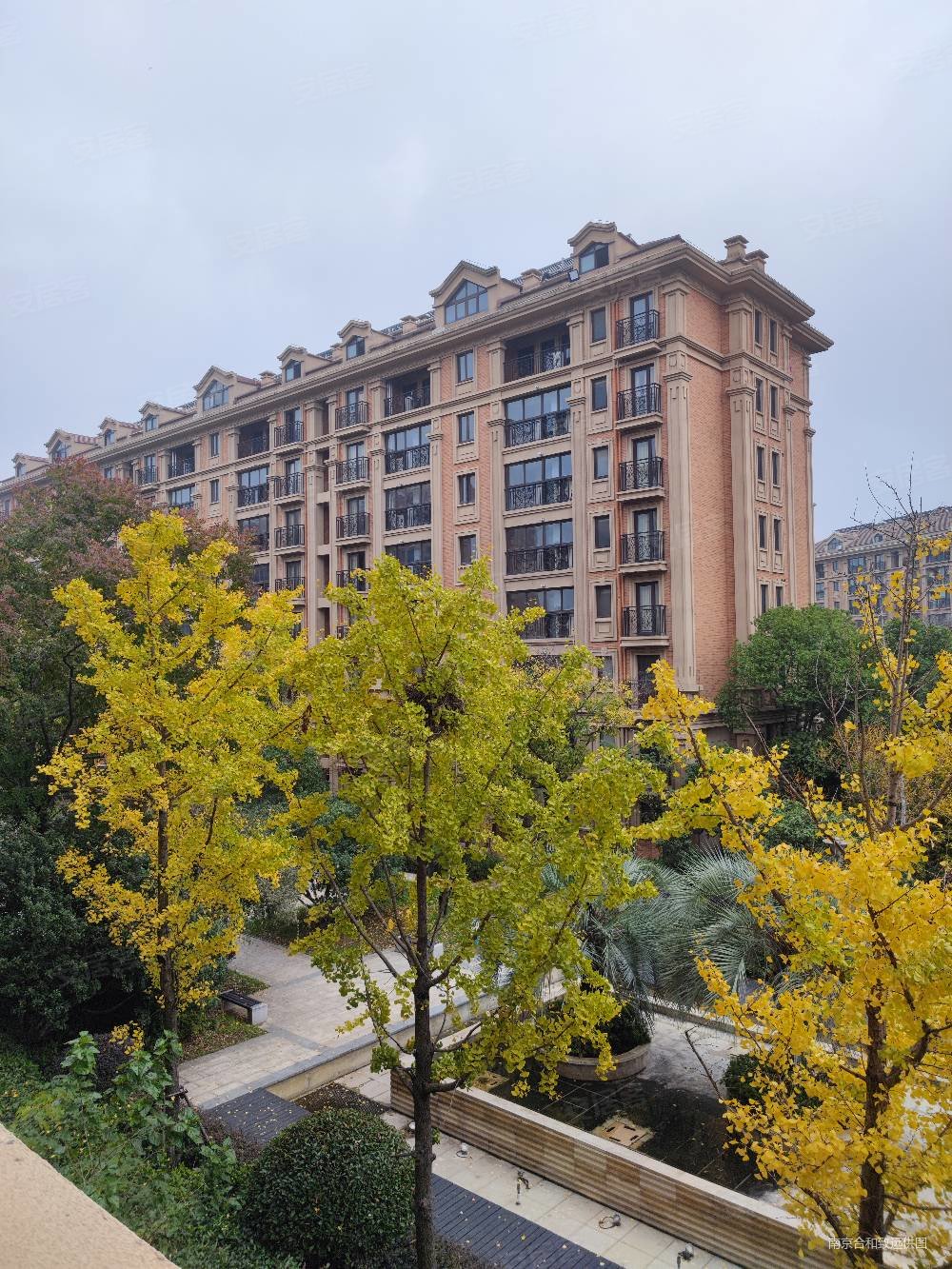 南京房产网>南京二手房>栖霞二手房>仙林大学城二手房>星叶羊山湖花园