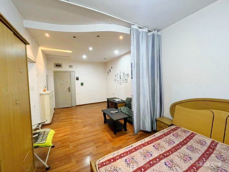 重庆房产网>重庆二手房>渝中二手房>上清寺二手房>嘉和苑(渝中)>800