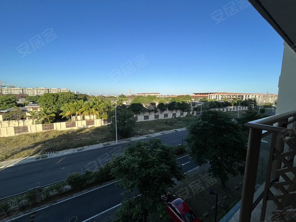 保利海棠湾花园洋房2居2卫整租近301医院后海不夜城