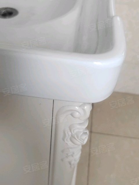 新华御湖上园 1室1厅1卫