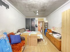 上海杨浦中原殷行路571弄小区 1室0厅1卫  32平米  一楼带天井出租房源真实图片