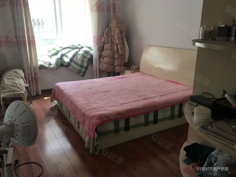 泰东公寓 产权清晰 近地铁 精装好房 南北通透 双卫格局,泰东公寓二手