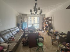 昆明西山云纺片区盛高大城(4期) 3室2厅2卫  电梯房 精装修139平米出租房源真实图片