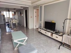 泰兴泰兴市区复兴路可租半年,新泰中附近,126平,3室2卫,拎包入住。出租房源真实图片