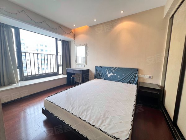 【多图】珠江新岸公寓,滨江东租房,珠江新岸公寓望广州塔一房一厅