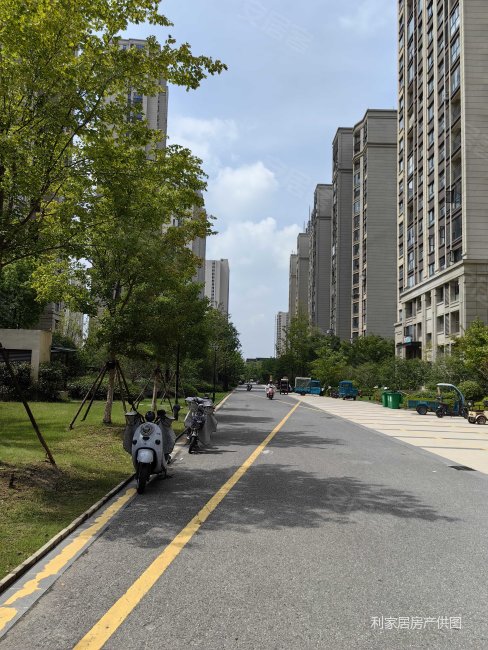 扬州房产网>扬州二手房>江都二手房>欧洲城二手房>金奥文昌公馆富贵>