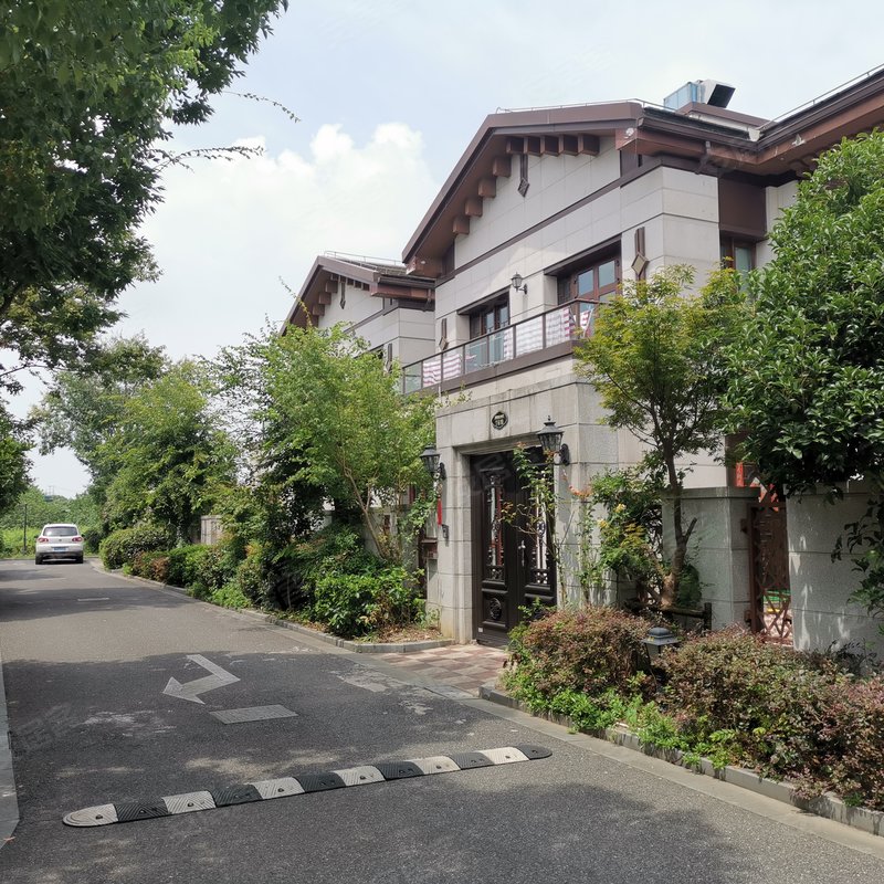 中信泰富朱家角新城滨湖郡公寓住宅