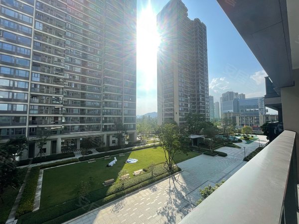 珠海高新区唐家湾翠湖香山百合苑翠湖香山百合苑精装3房,环境好住着