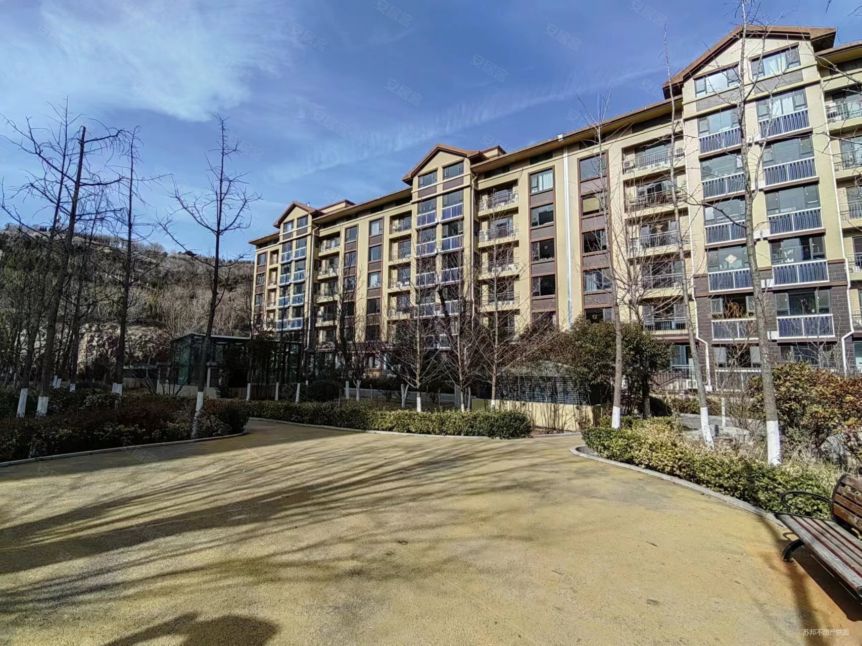 济南房产网>济南二手房>高新二手房>汉峪二手房>山水华府>