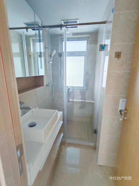 翡丽公馆三室诚心出售看房方便精装修临近北辰天街地铁口